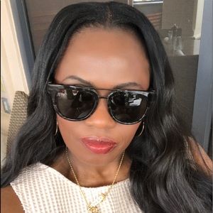 Meet your Posher, Leslie